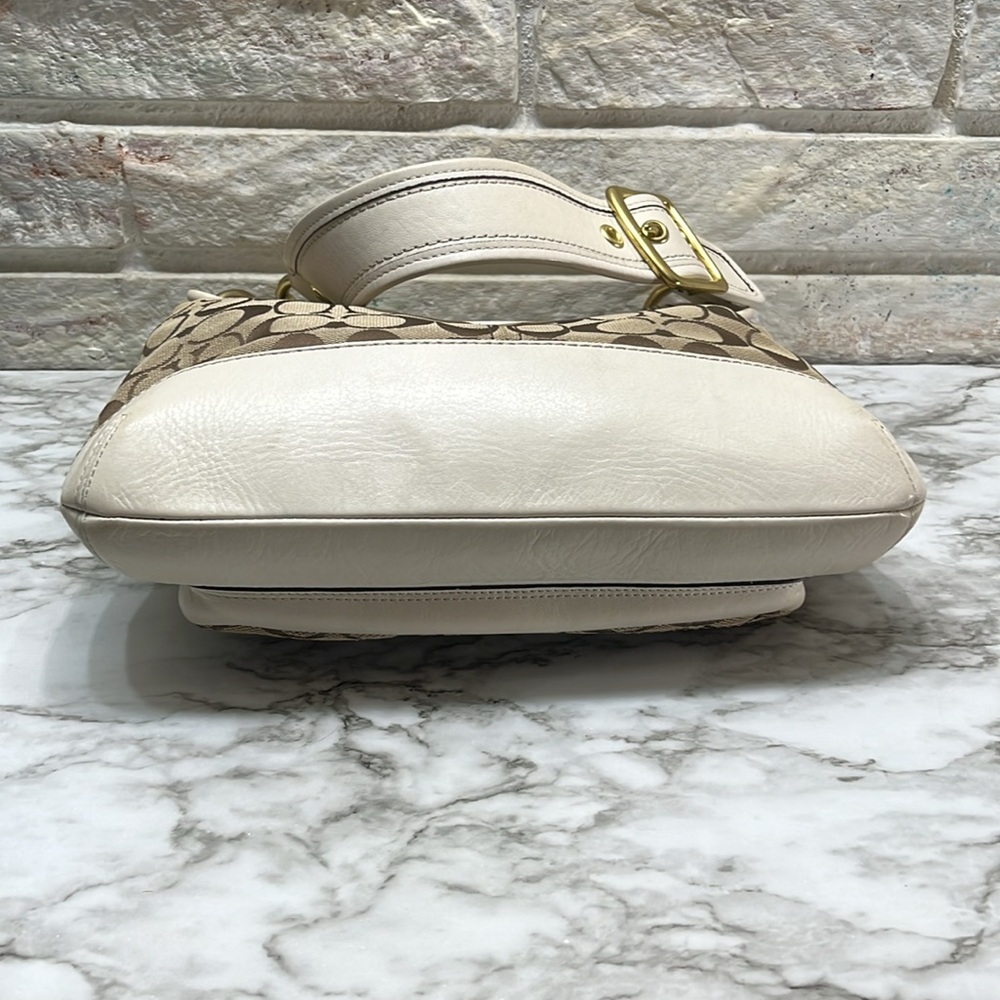 Coach Ltd Ed 65th Legacy White Khaki Sig C Rare and Very Clean. - Picture 11 of 16